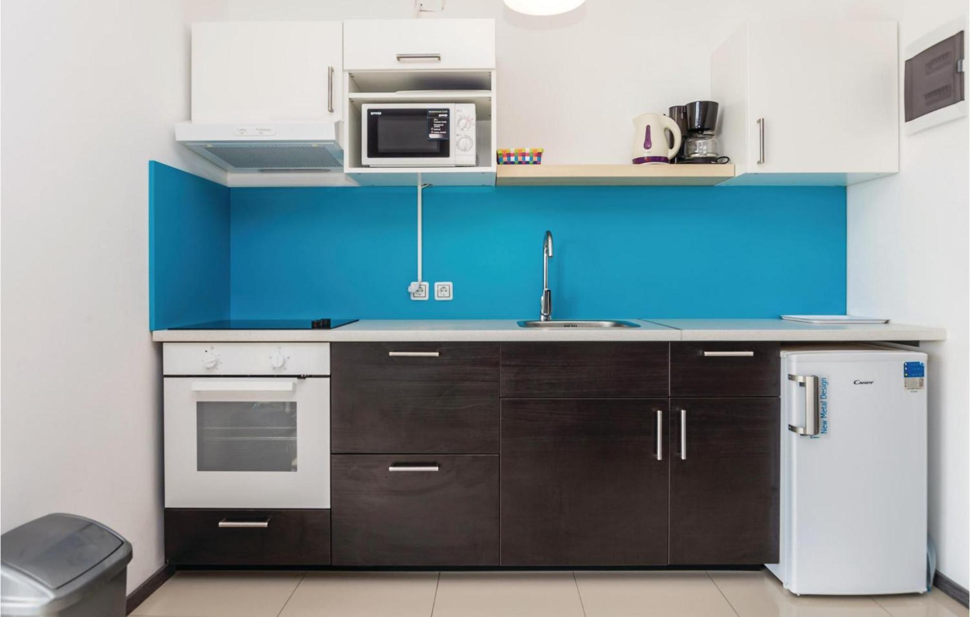 Nice Apartment In Mandre With Wifi Экстерьер фото